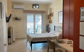 September Apartment Of Chalkida